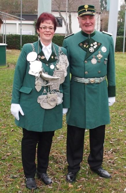 Uniform für Damen und Herren